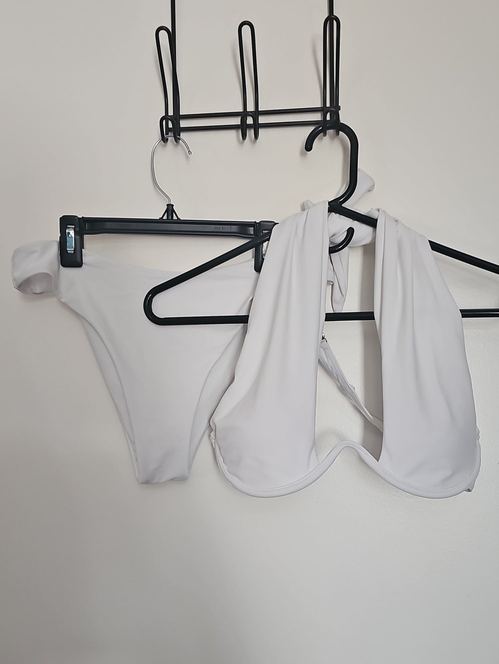 White Halter Underwire Bikini Set - Women's Two-Piece Swimwear
